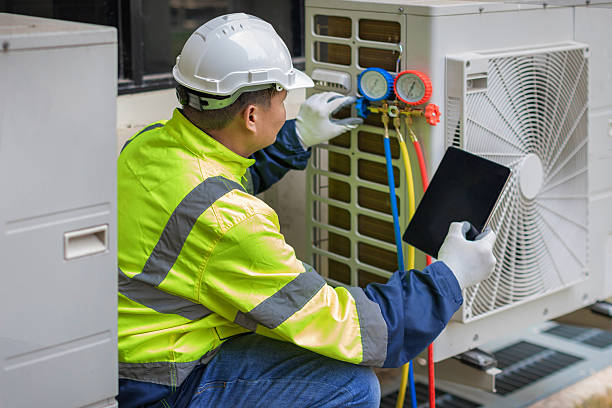Professional Hvac Installation technician working in New Palestine, IN